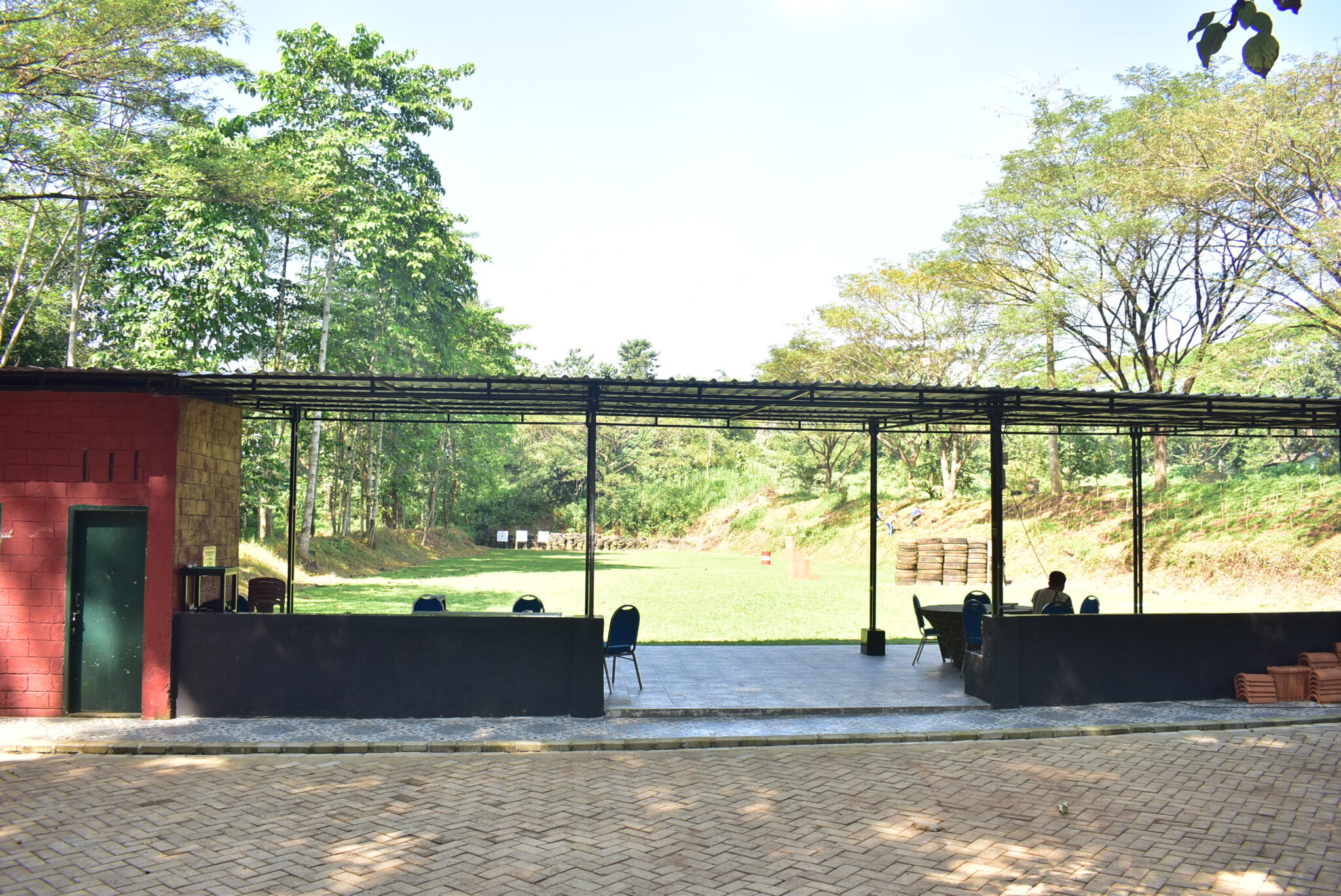 TRIBUAN LAPANGAN TEMBAK