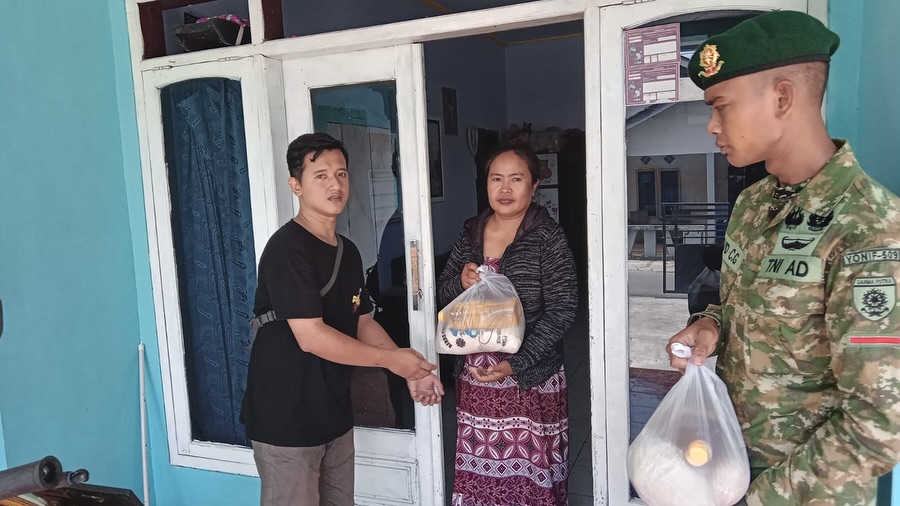 Yonif 509 Kostrad Laksanakan Bhakti Sosial dalam Rangka HUT Kostrad ke-64 TahunJember – Dalam ra (2)